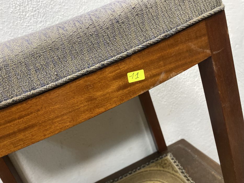 Стар френски стол за пиано табуретка