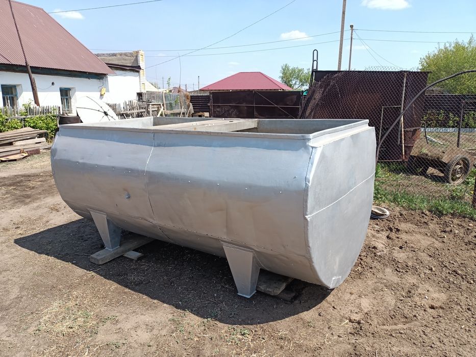 Продам ёмкость 2.5 м3