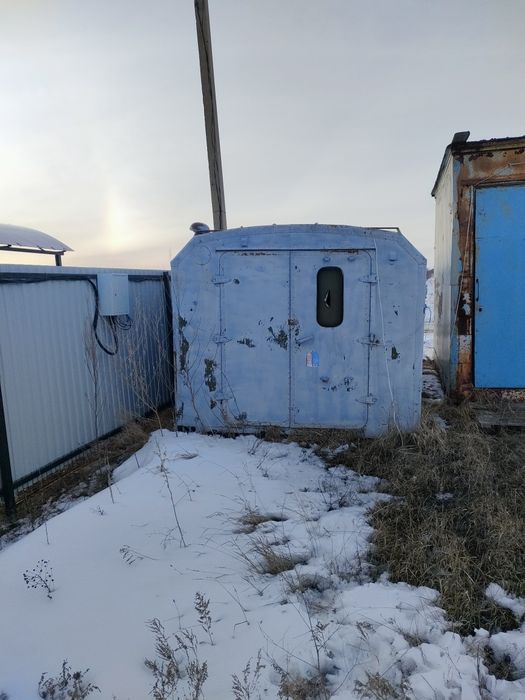 Продам две бытовки вагончик