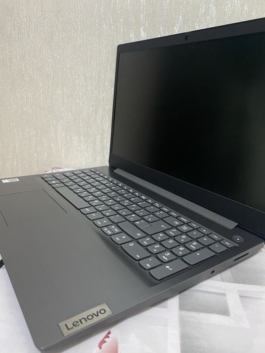 Ноутбук Lenovo 15.6” | Intel Core i5 | 4GB RAM | SSD 1TB