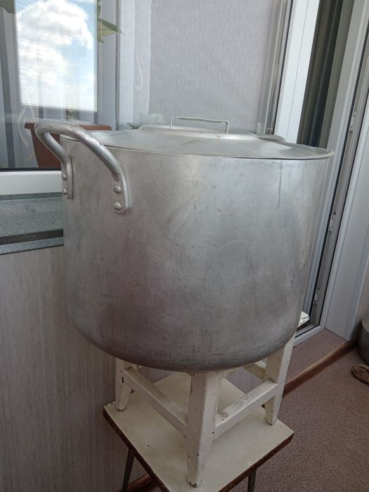 Алюминиевая кастрюля производства СССР