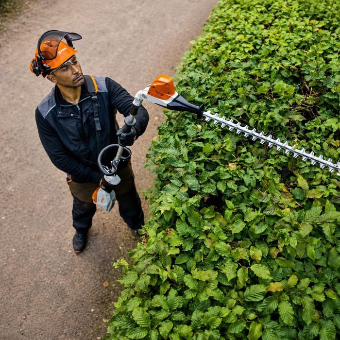 Аккумуляторный кусторез STIHL HLA 66