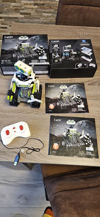 Set constructie CaDa - Robotul I BOT cu telecomanda
