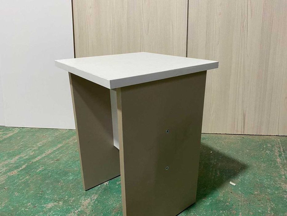 Табуретки новые из лдсп