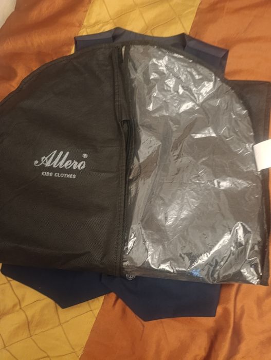 Костюм тройка новый детский