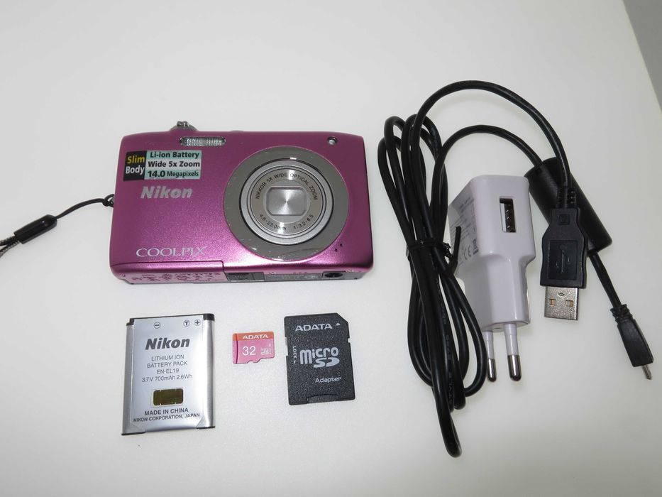 Nikon Coolpix S2600 розов ултра компактен фотоапарат, 14MP комплект