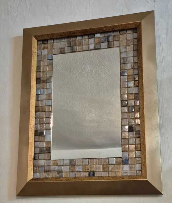 Ръчно изработени огледала.