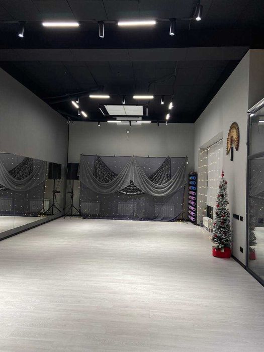 Аренда танцевального зала для тренировок, танцев, йоги, мастер классов