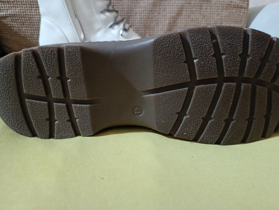 Ботинки ( сапоги, полусапожки) 41 р