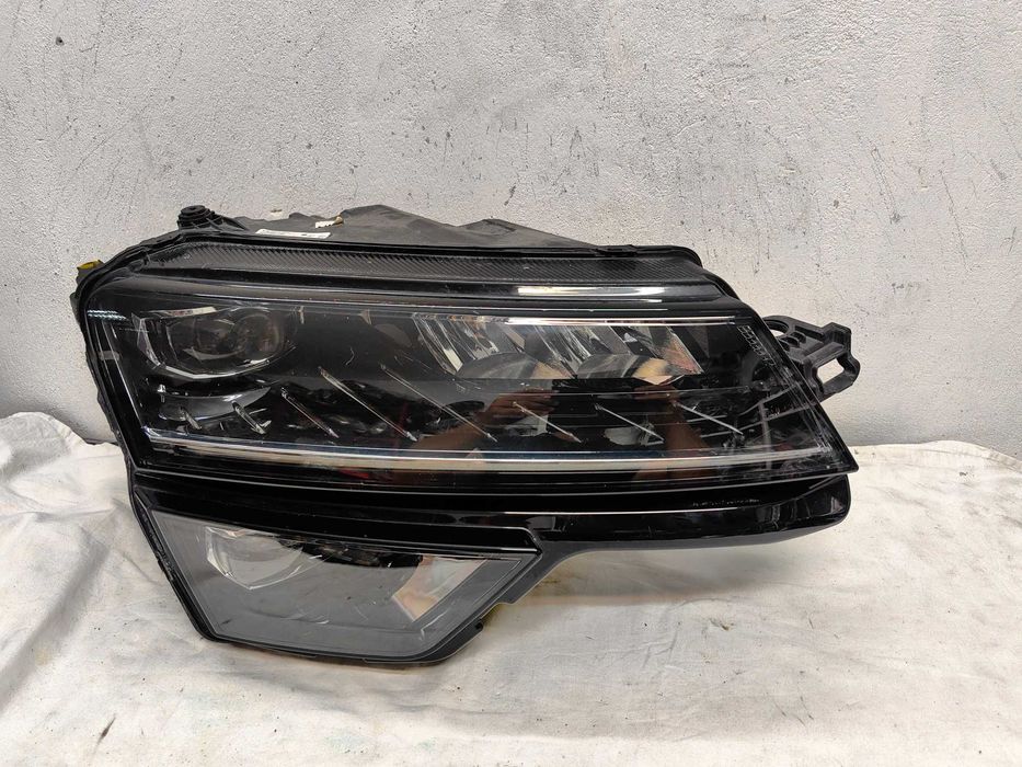 Оригинален фар Шкода Карок  Skoda Karoq Full Led