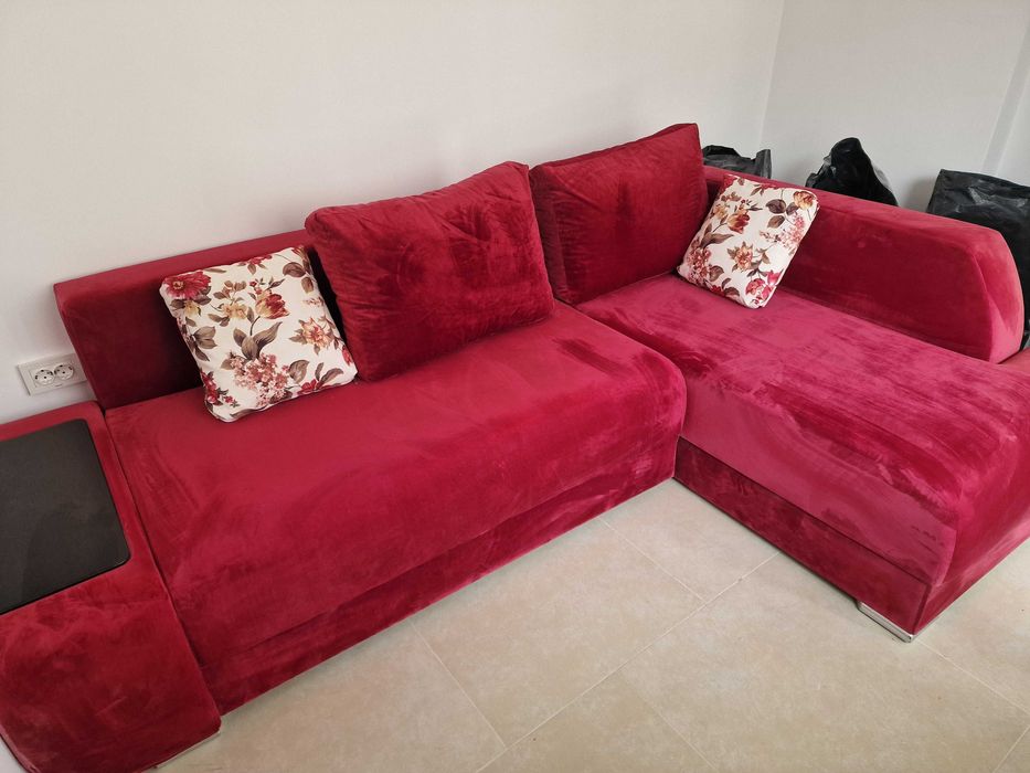 Диван ъглов , запазен с функция спалня 140 см ,  за 460 лева