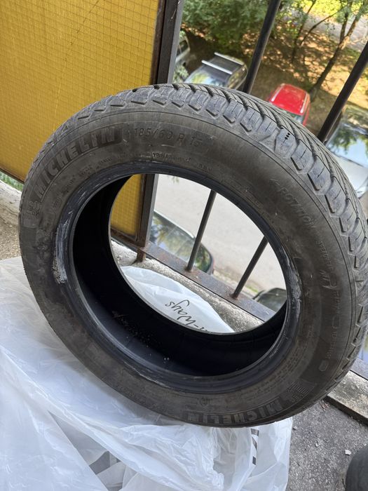 2 бр. Всесезонни гуми Michelin CrossClimate2 - 185/60 R15 (DOT 2121)