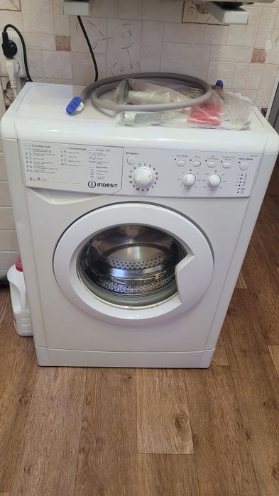 Стиральная машина Indesit