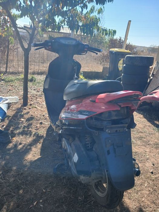 Vând scuter 50cc