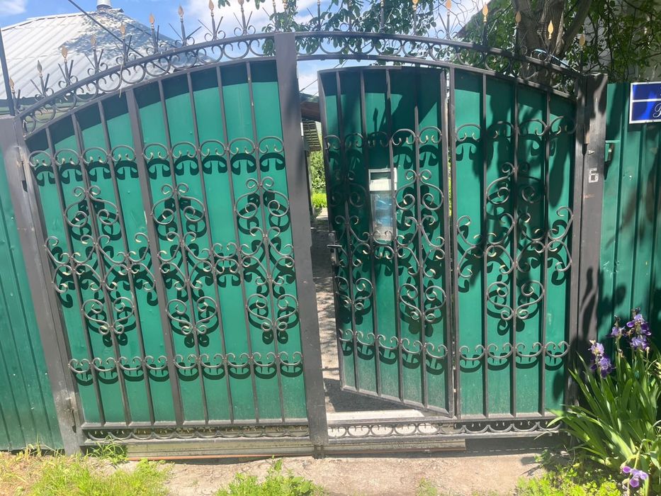 Продам ворота в идеальном состояний