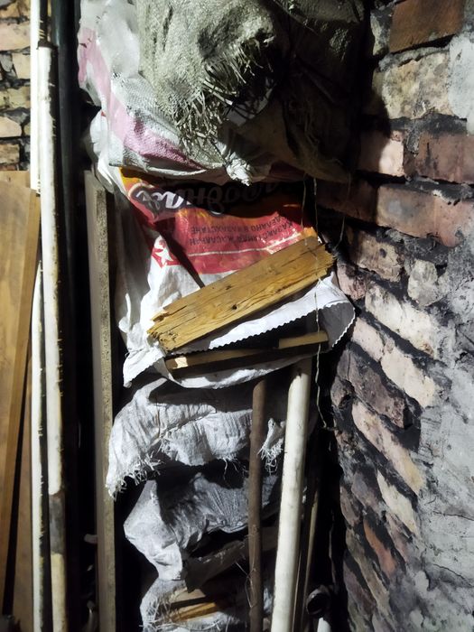 Дрова, рубленные,упакованы в мешки, мешки полные