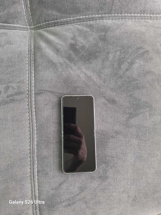 Samsung Z Flip 6 512gb. Гаранция