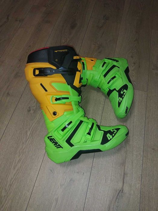 Зимна ПРОМОЦИЯ - Ботуши със става LEATT - 44.5 номер