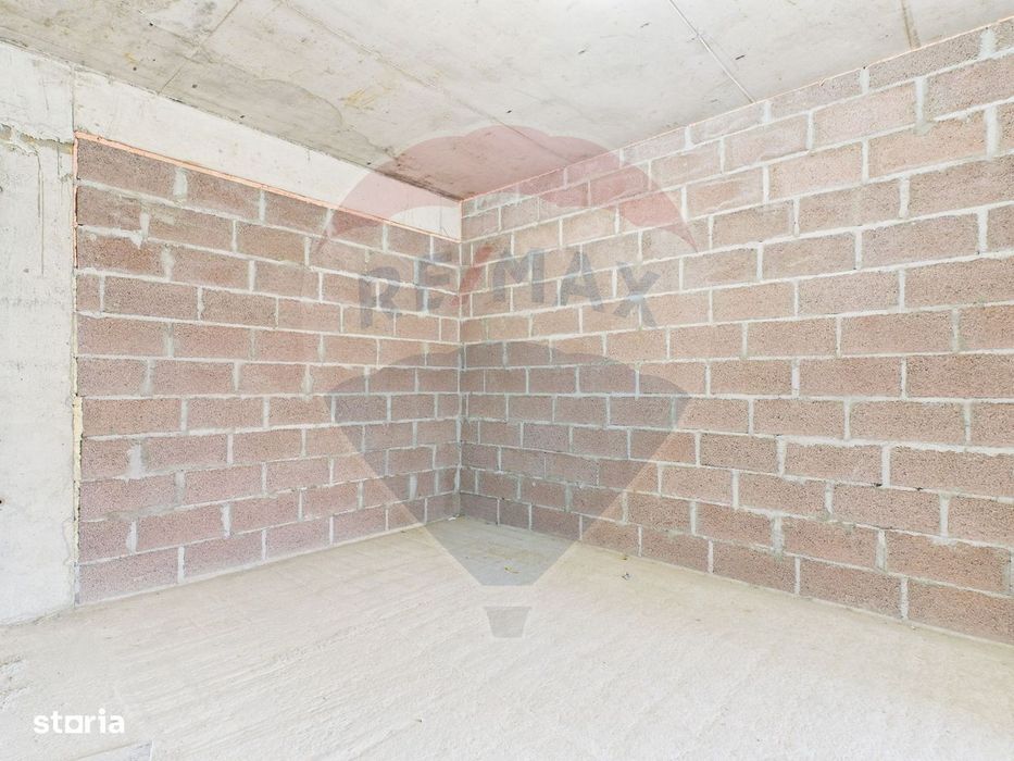Apartament 3 camere de vanzare
