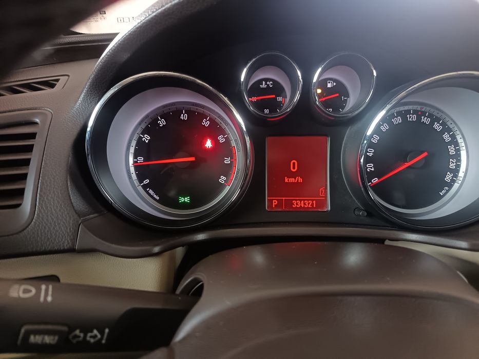 Opel insignia 2l benzina turbo4x4 220cp an 2009