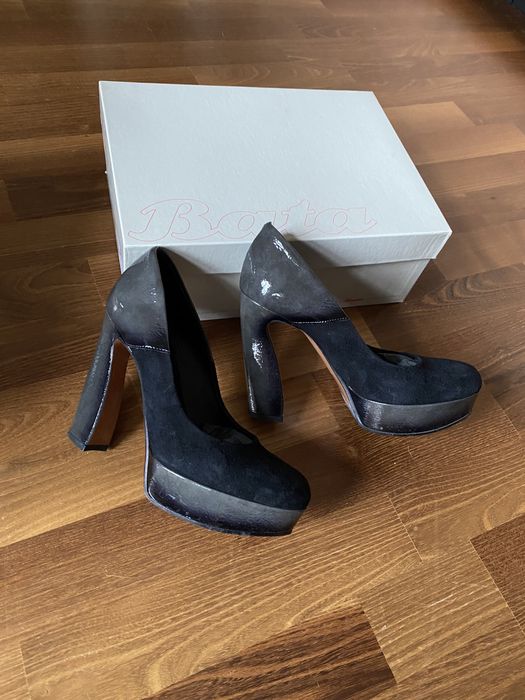 Pantofi Bata marimea 36 piele naturala negri cu gri ca noi