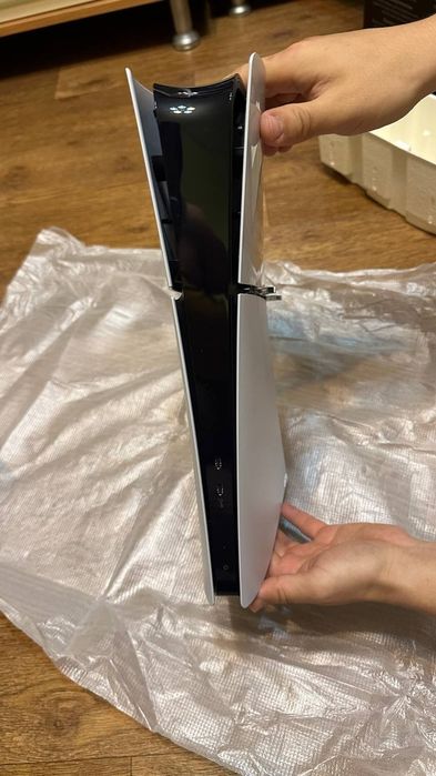 Продаю Playstation 5 slim