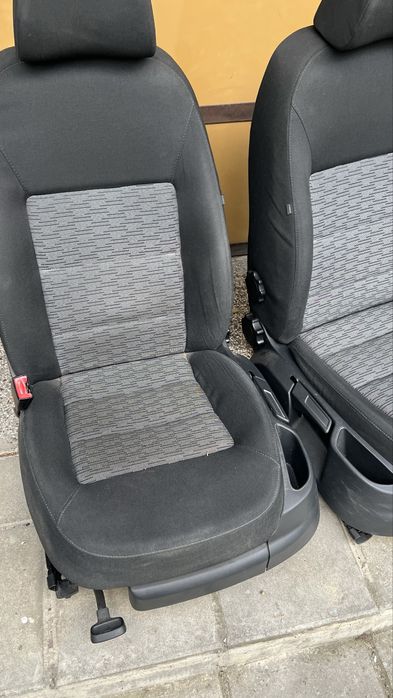 Седалки за Шкода Октавия 2