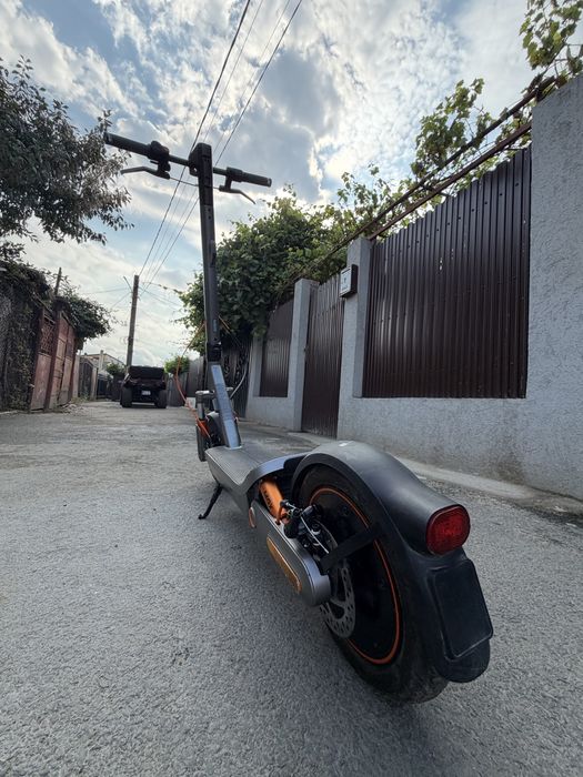 Vand trotineta electrica xiaomi 6 MAX