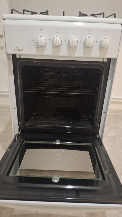 Газовая плита с духовкой