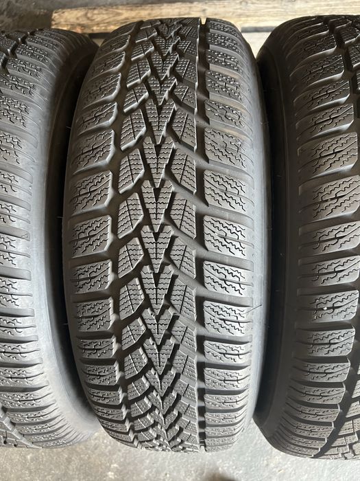 4 anvelope iarna 195/65/15 Dunlop 8 mm!