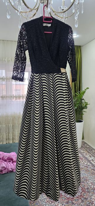 Продается платье