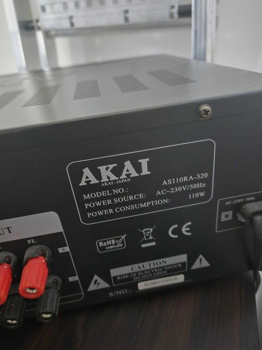 Boxe + amplificator AKAI