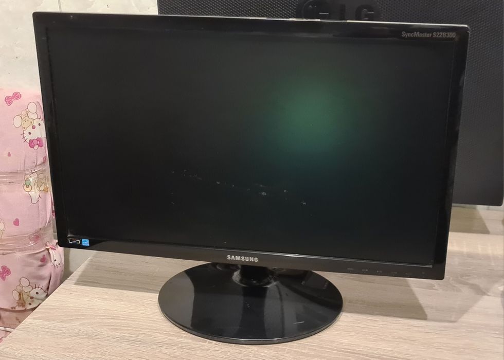 Monitor Samsung 22 inch VGA DVI, perfect  funcțional, preț fix