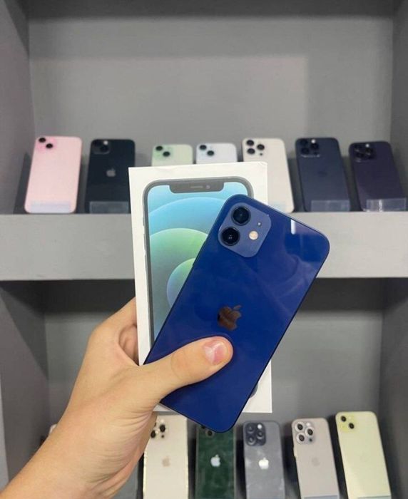 iPhone 12 1 год гарантия