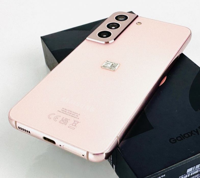 Samsung galaxy s 22 pink