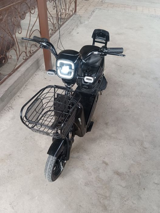 Продам электроскутер Bonvi 240w