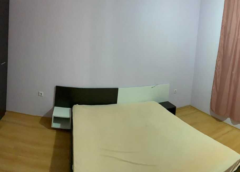 Дава се под наем Тристаен апартамент в Пловдив, Център - 74 кв.м за 219.3 € - Снимка #2