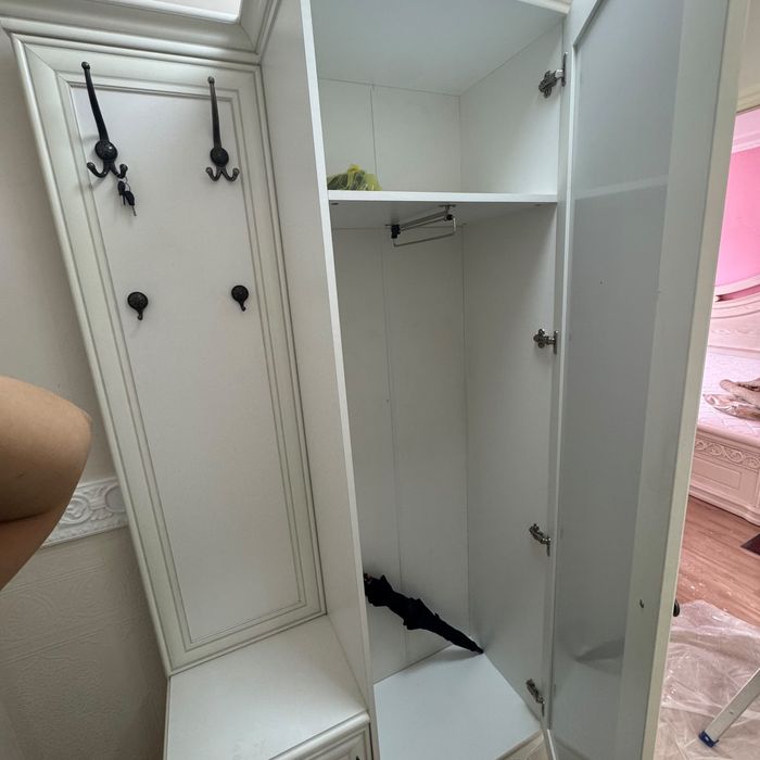 Продам шкаф для прихожей