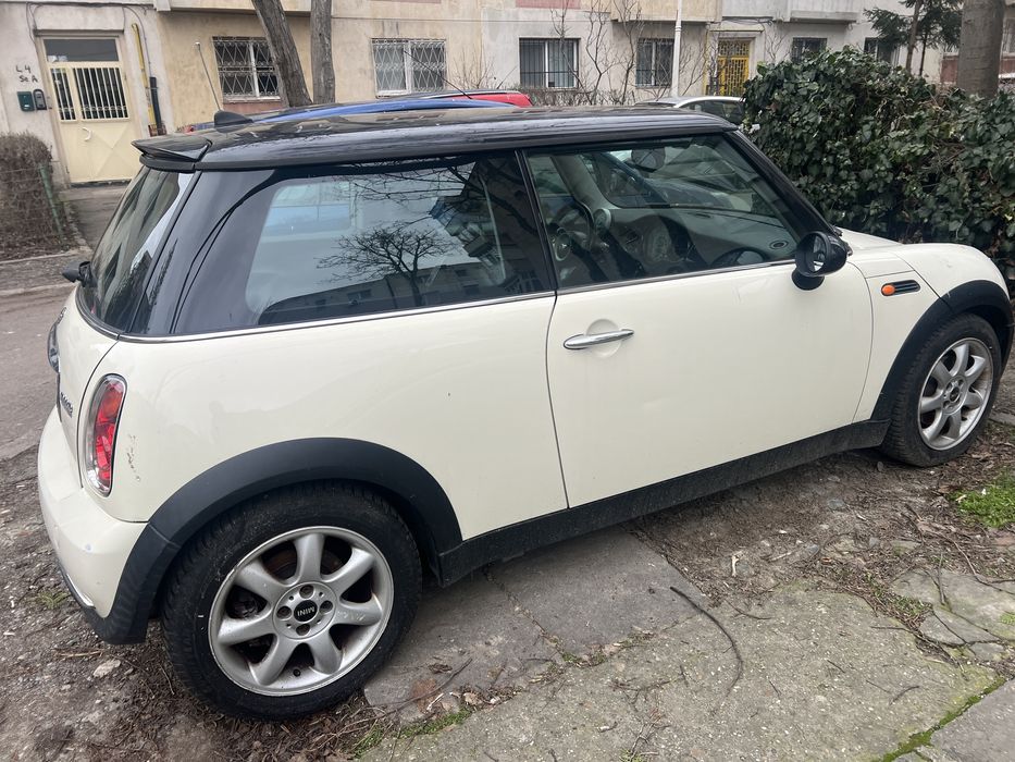 Mini Cooper - 2005 - 1.6 benzina - Unic Proprietar