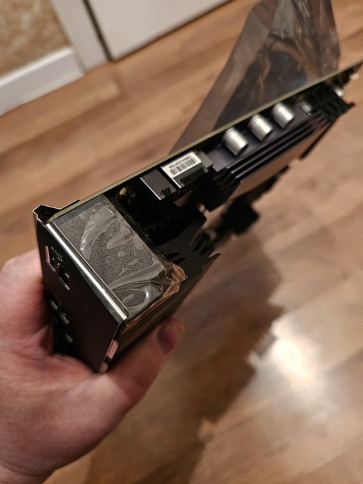 B660 Aorus Elite DDR4 + I5 12400F