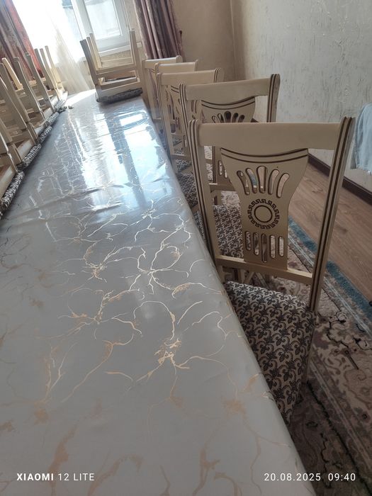 Стол 4 м и стулья 16шт