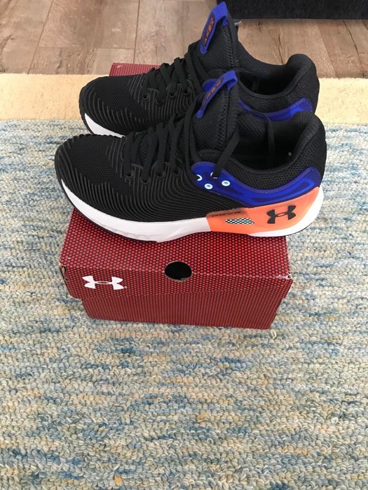 Adidas Under Armour Hovr Apex 2