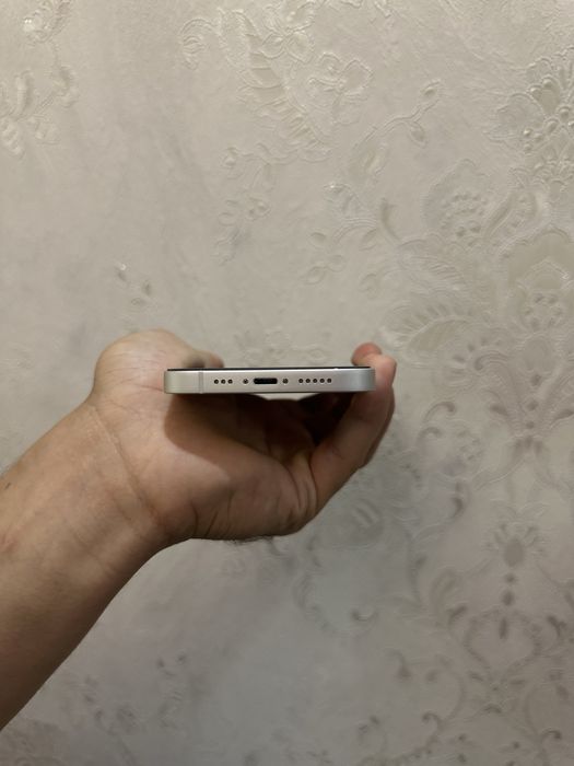 iphone 13 в идеальном состоянии