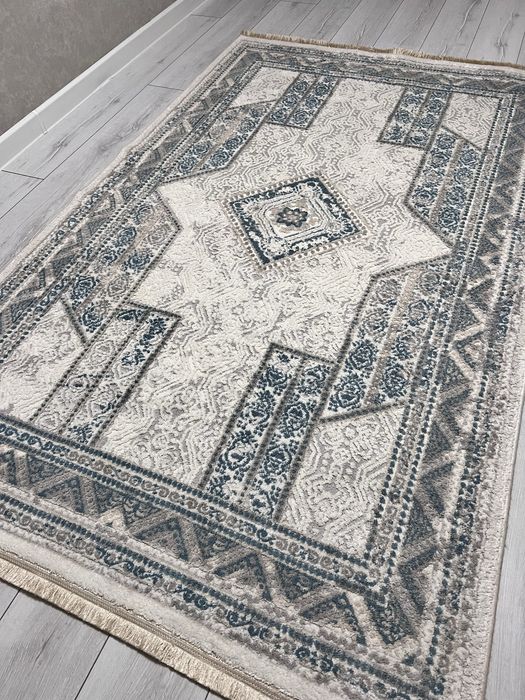 Ковер для дома 7000 тг