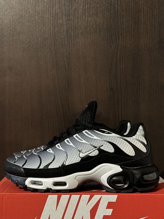 Nike Air Max Plus TN Black Silver - 40,41,42,43,44,45,46