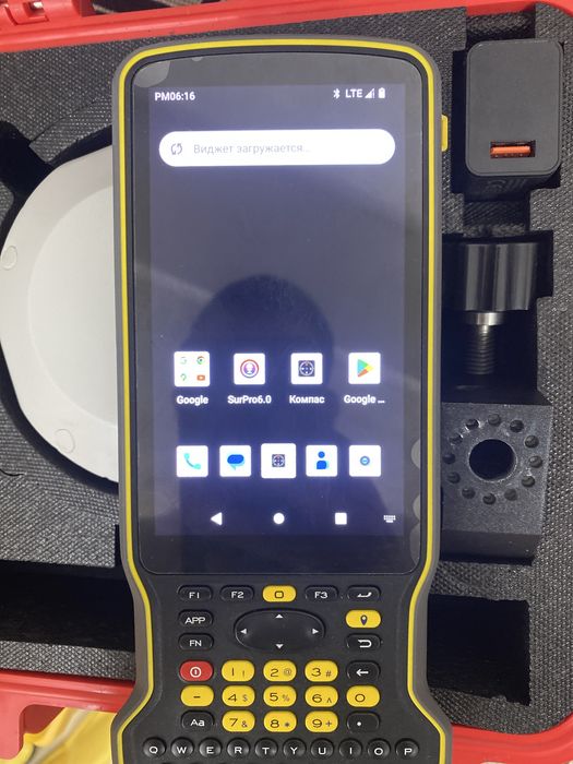 GPS и тахеометр в комплекте