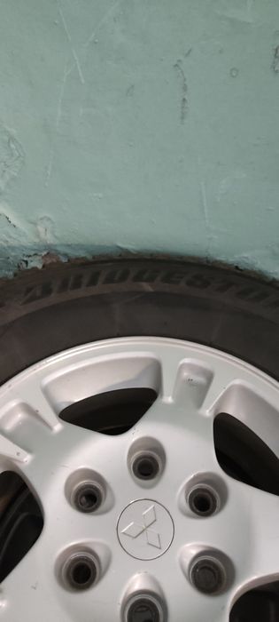 Диски с резиной на Паджеро 4
