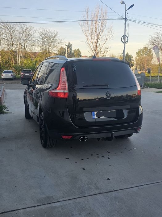 Vând Renault Grand Scenic3  1.5 110 cp 7 locuri an 2015