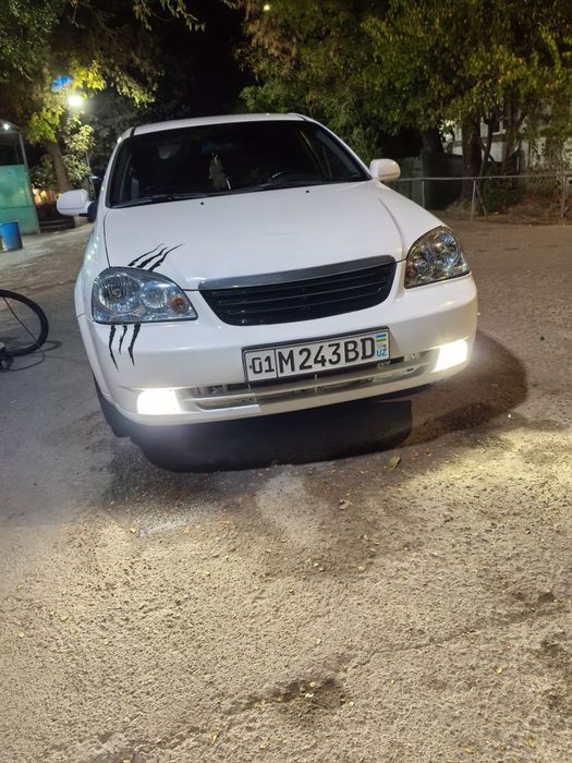 Срочно продается лассети 1.8