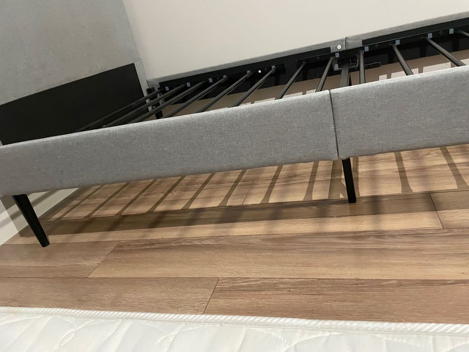 Единично легло- сива тапицерия